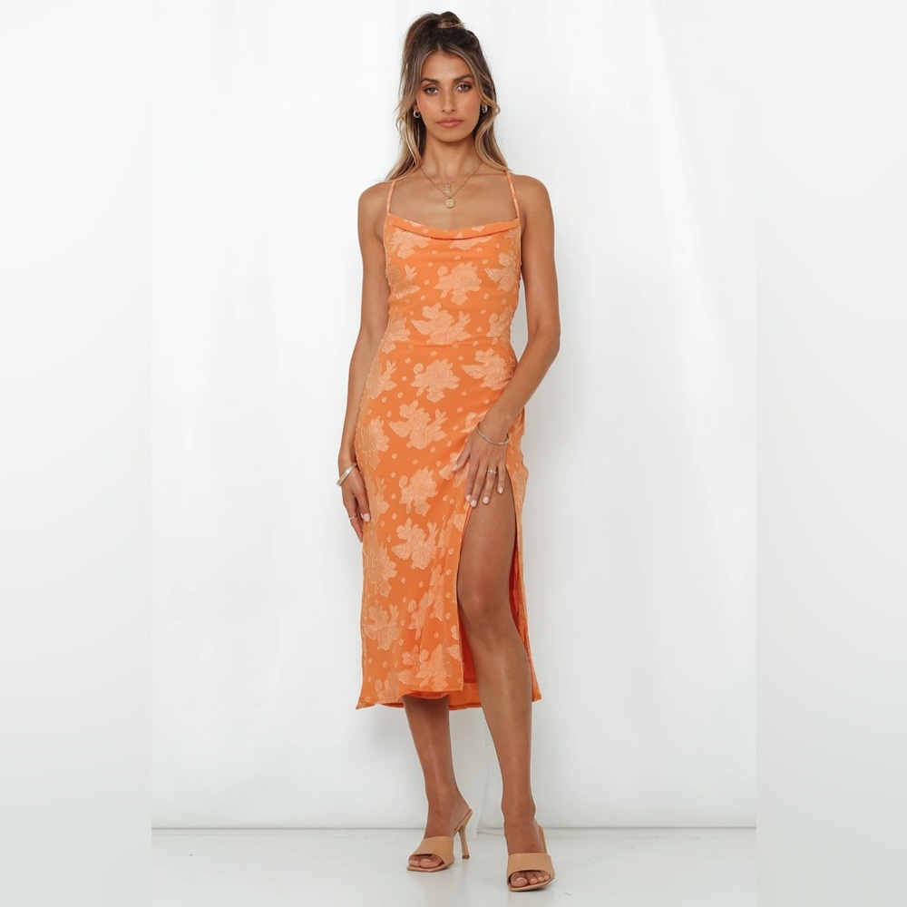 Leora midi dress orange !